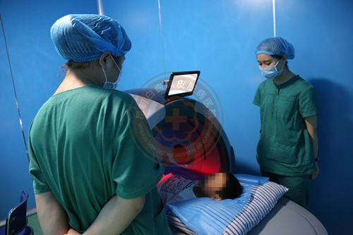 脐疫磁波促药治疗